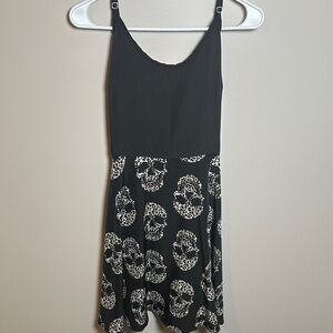 ROMWE Black and White Skull Print Mini Dress